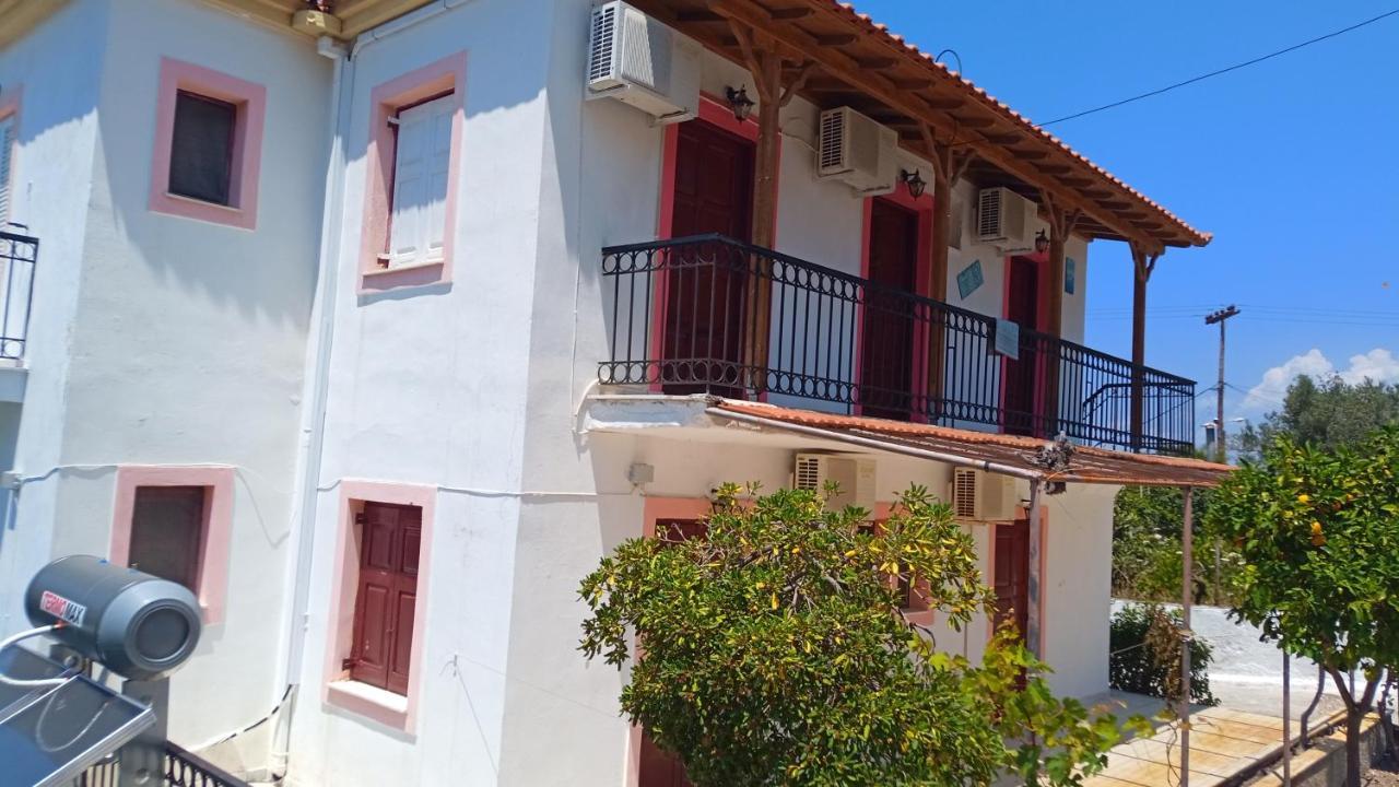 Anessis Cosmos Aparthotel Anaxos Exterior photo